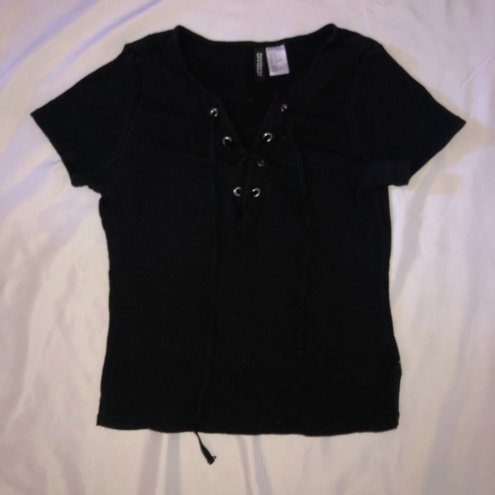 lace up top